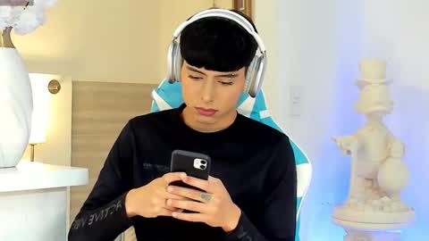 Snapshot of liam_055 chatting on 09/10/25, 05:46 Liam online show from 09/10/25, 05:46