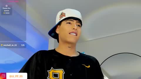 Snapshot of liam_055 chatting on 11/12/25, 04:51 Liam online show from 11/12/25, 04:51