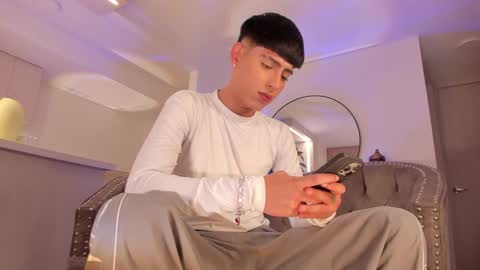 Snapshot of liam_055 chatting on 02/12/26, 12:16 Liam online show from 02/12/26, 12:16