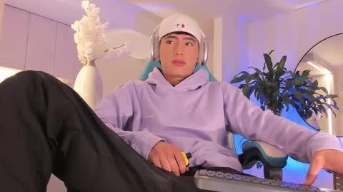 Snapshot of liam_055 chatting on 03/02/26, 03:30 Liam online show from 03/02/26, 03:30