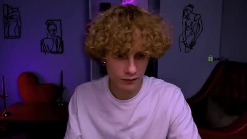 Liam online show from 03/11/25, 01:01