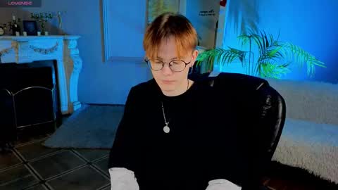 Snapshot of liam_blair chatting on 03/17/26, 05:22 LIAM online show from 03/17/26, 05:22