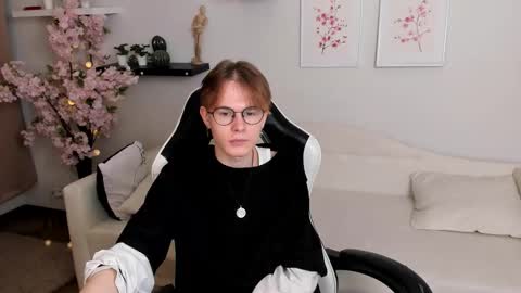 Snapshot of liam_blair chatting on 03/21/26, 05:34 LIAM online show from 03/21/26, 05:34