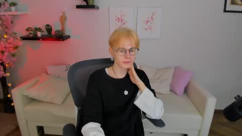 Snapshot of liam_blair chatting on 04/03/26, 05:16 LIAM online show from 04/03/26, 05:16