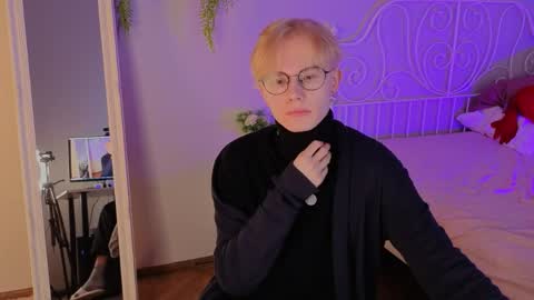 Snapshot of liam_blair chatting on 04/08/26, 05:29 LIAM online show from 04/08/26, 05:29