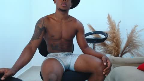 liam_bolt online show from 04/04/26, 10:29