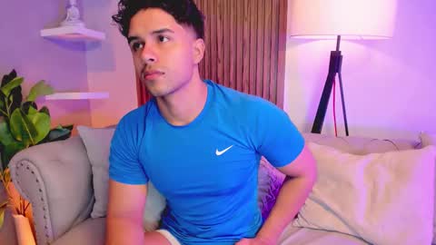 Liam Collins online show from 12/04/25, 11:41