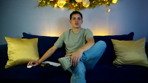 Liam online show from 12/30/24, 10:55