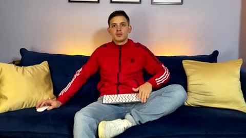 Liam online show from 01/22/25, 01:10