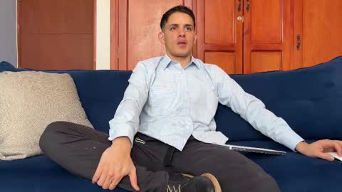 Liam online show from 12/14/25, 05:51