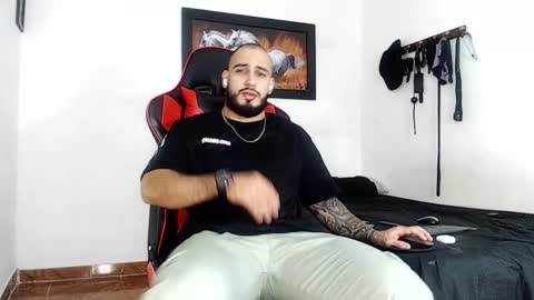 liam_k18 online show from 12/08/24, 04:14