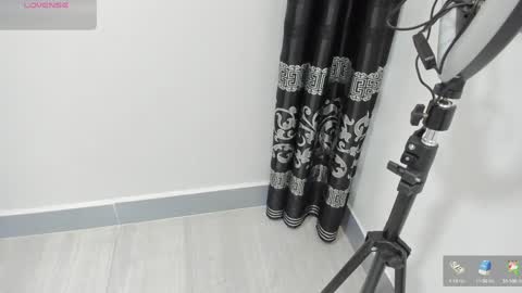 LIAM KLEIN online show from 01/15/25, 11:21