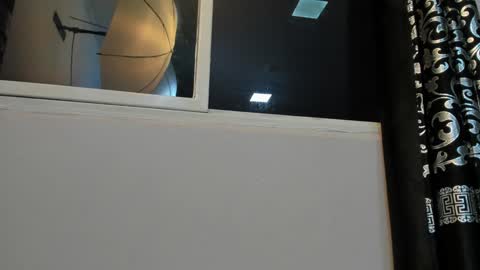 LIAM KLEIN online show from 01/30/25, 11:11