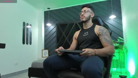 LIAM KLEIN online show from 10/06/25, 11:18