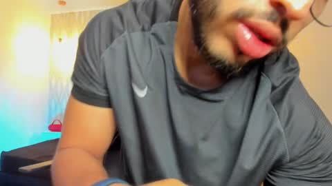 LIAM KLEIN online show from 01/13/26, 11:37