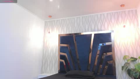 LIAM KLEIN online show from 02/11/26, 11:26