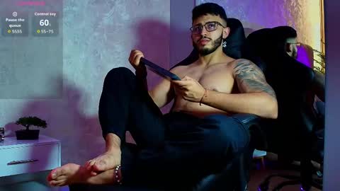 LIAM KLEIN online show from 05/24/26, 03:39