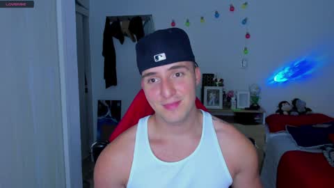 Snapshot of liam_oficial chatting on 01/29/25, 03:33 liam online show from 01/29/25, 03:33