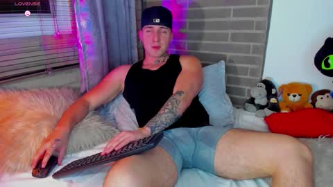 liam online show from 01/17/26, 03:44