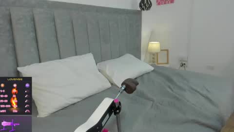 LIAM online show from 04/15/26, 09:04