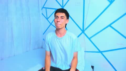 Liam scott77 online show from 11/02/25, 01:08