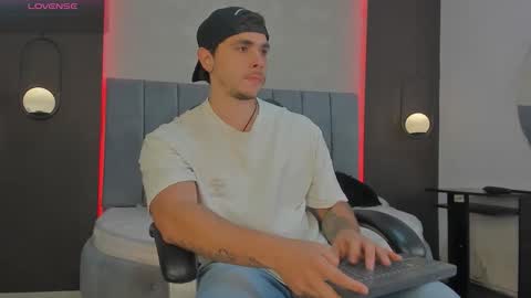 Liam online show from 03/20/26, 10:58