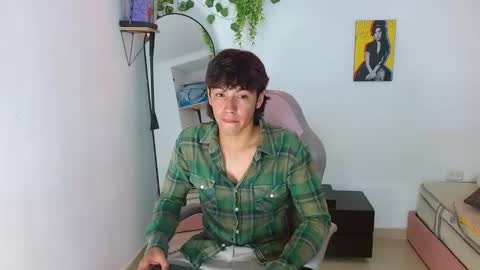 Snapshot of liam_xul chatting on 12/17/25, 07:31 liamxul online show from 12/17/25, 07:31