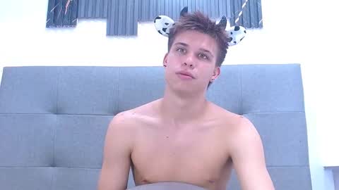 liam_york online show from 03/07/26, 02:08