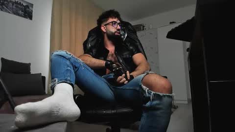 Liam online show from 02/15/26, 07:38