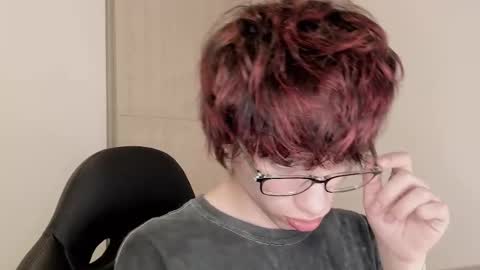 Liam online show from 02/11/26, 05:23