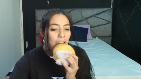 L I A M O N R O E online show from 11/30/25, 11:36