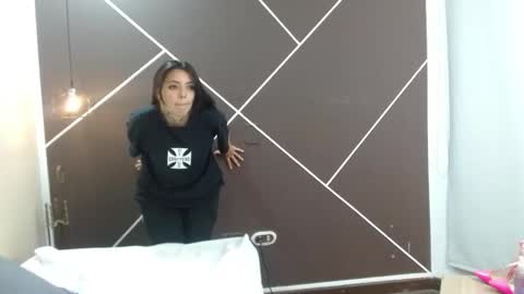 L I A M O N R O E online show from 01/16/26, 12:09