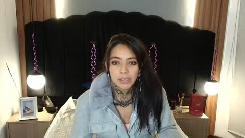 L I A M O N R O E online show from 04/07/26, 11:54