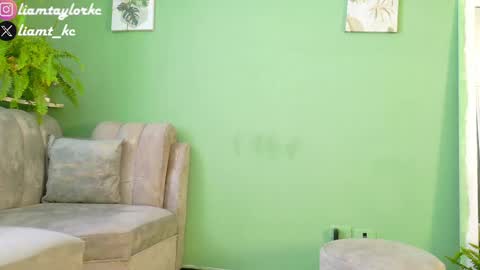 Tell me Liam online show from 01/26/25, 09:29