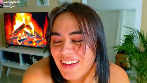 Tell me Liam online show from 10/31/25, 04:02