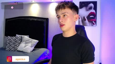 liam online show from 04/09/26, 04:45