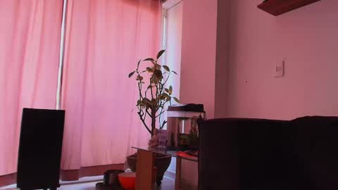 Lian Oconner online show from 10/02/25, 12:34