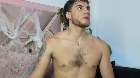 Lian Oconner online show from 10/14/25, 01:17