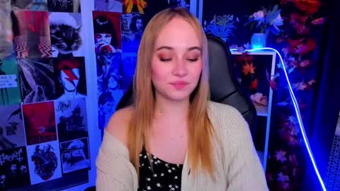 Liana online show from 12/06/24, 02:02