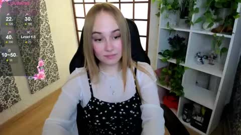 Liana online show from 02/06/25, 12:54