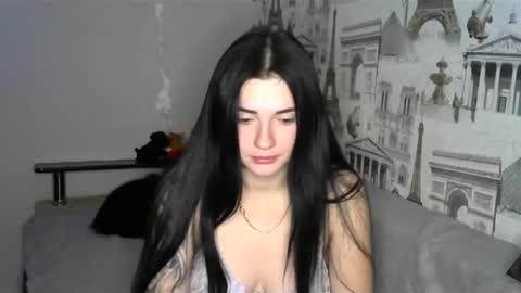 Snapshot of liana_diva chatting on 12/24/24, 11:00 liana_diva online show from 12/24/24, 11:00