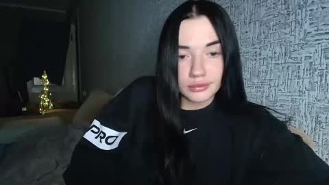 liana_diva online show from 12/19/25, 06:37