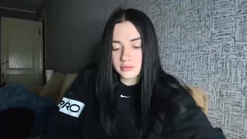 liana_diva online show from 01/12/26, 04:23