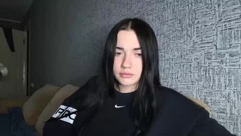 liana_diva online show from 02/16/26, 03:41