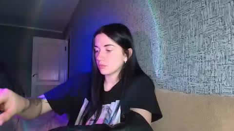liana_diva online show from 04/04/26, 03:20