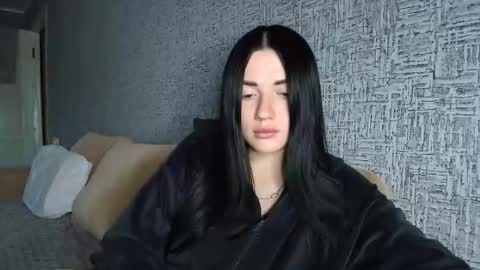 liana_diva online show from 04/18/26, 02:21