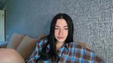 liana_diva online show from 07/15/26, 10:42