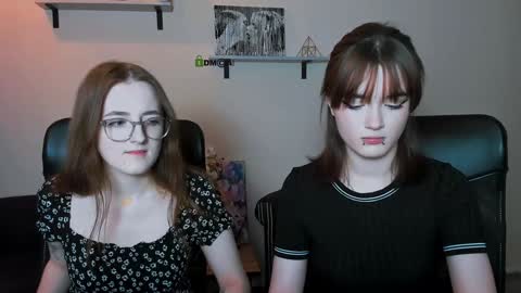 Snapshot of liana_kisses chatting on 12/06/24, 08:18 Little Liana online show from 12/06/24, 08:18