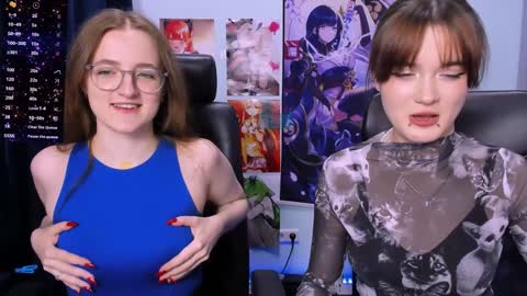 Snapshot of liana_kisses chatting on 12/10/24, 07:43 Little Liana online show from 12/10/24, 07:43