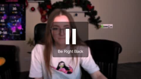 Snapshot of liana_kisses chatting on 01/04/25, 02:25 Little Liana online show from 01/04/25, 02:25